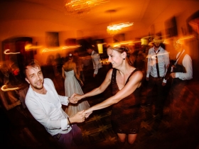 12-06-02-wedding-laurarobin-619